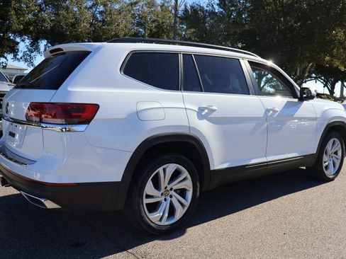 Certified 2023 Volkswagen Atlas SE image 7