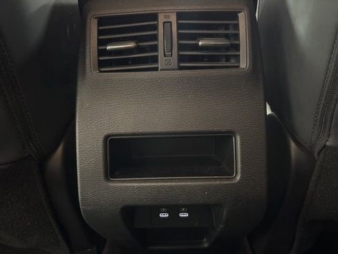 Used 2025 Mitsubishi Outlander SE FWD image 10