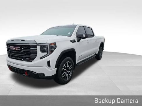 Used 2024 GMC Sierra 1500 AT4 w/ Technology Package image 9