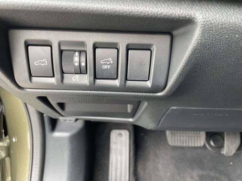 Certified 2025 Subaru Outback Onyx Edition XT w/ Tech Package 2 image 21