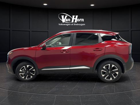 Certified 2025 Nissan Kicks SV w/ SV Premium Package AWD/4WD image 4