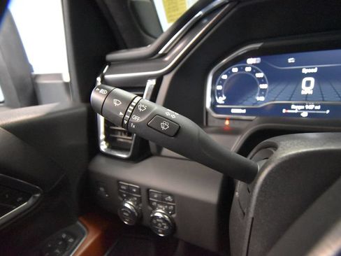 Used 2024 GMC Sierra 2500 Denali Ultimate AWD/4WD image 14
