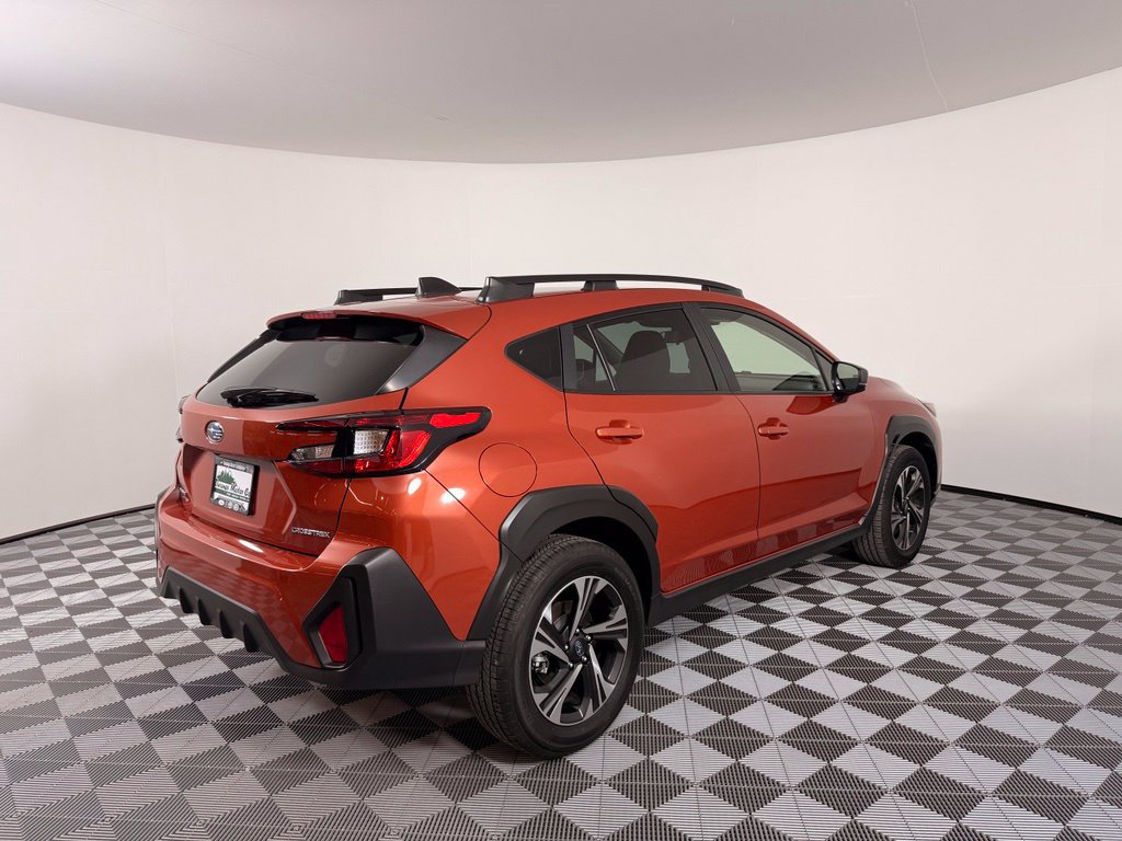 Used 2025 Subaru Crosstrek 2.5i Premium AWD/4WD image 9