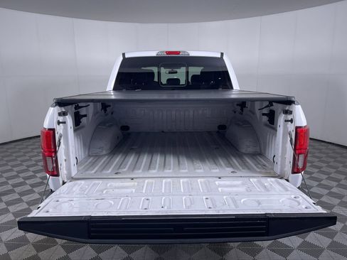 Used 2020 Ford F150 Lariat w/ Equipment Group 502A Luxury AWD/4WD image 26