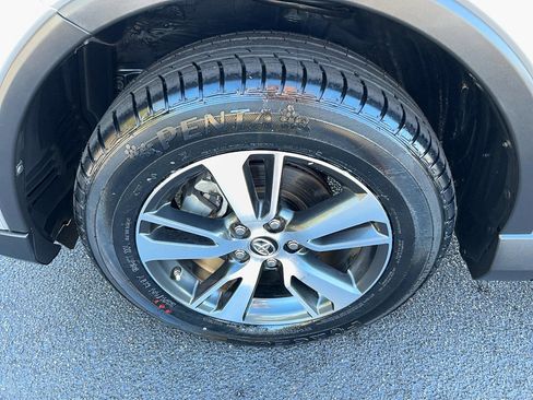 Used 2017 Toyota RAV4 XLE image 9