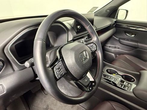 Used 2025 Honda Pilot Black Edition image 16