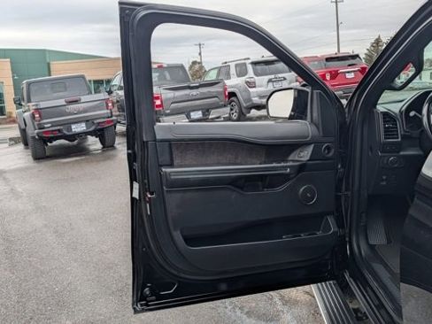 Used 2021 Ford Expedition Max Limited image 31