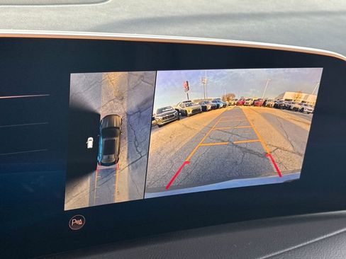 Certified 2025 Cadillac XT4 Premium Luxury image 28