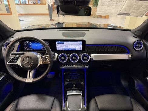 Certified 2024 Mercedes-Benz GLB 250 image 7