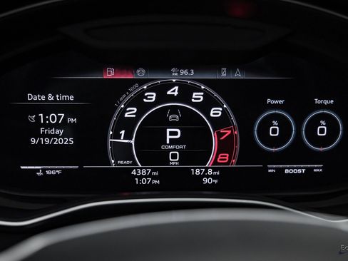 Used 2025 Audi RS 6 performance image 70