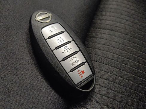 Used 2023 Nissan Altima 2.5 SV FWD image 32