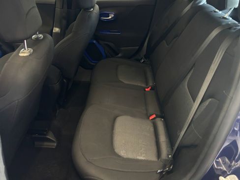 Used 2017 Jeep Renegade Sport w/ Power & Air Group image 19