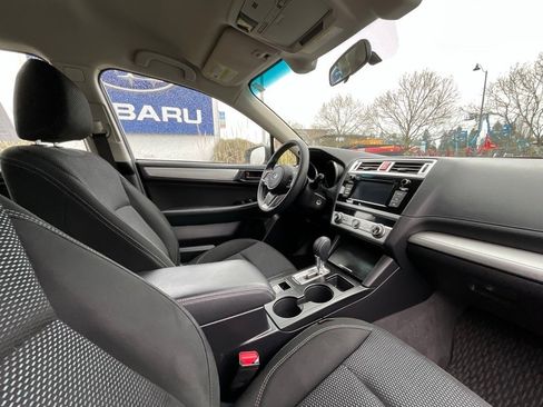 Used 2019 Subaru Outback 2.5i image 18