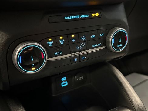 Used 2023 Ford Escape Active image 14