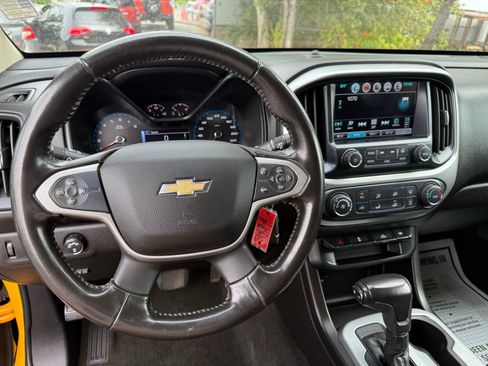 Used 2018 Chevrolet Colorado LT image 17
