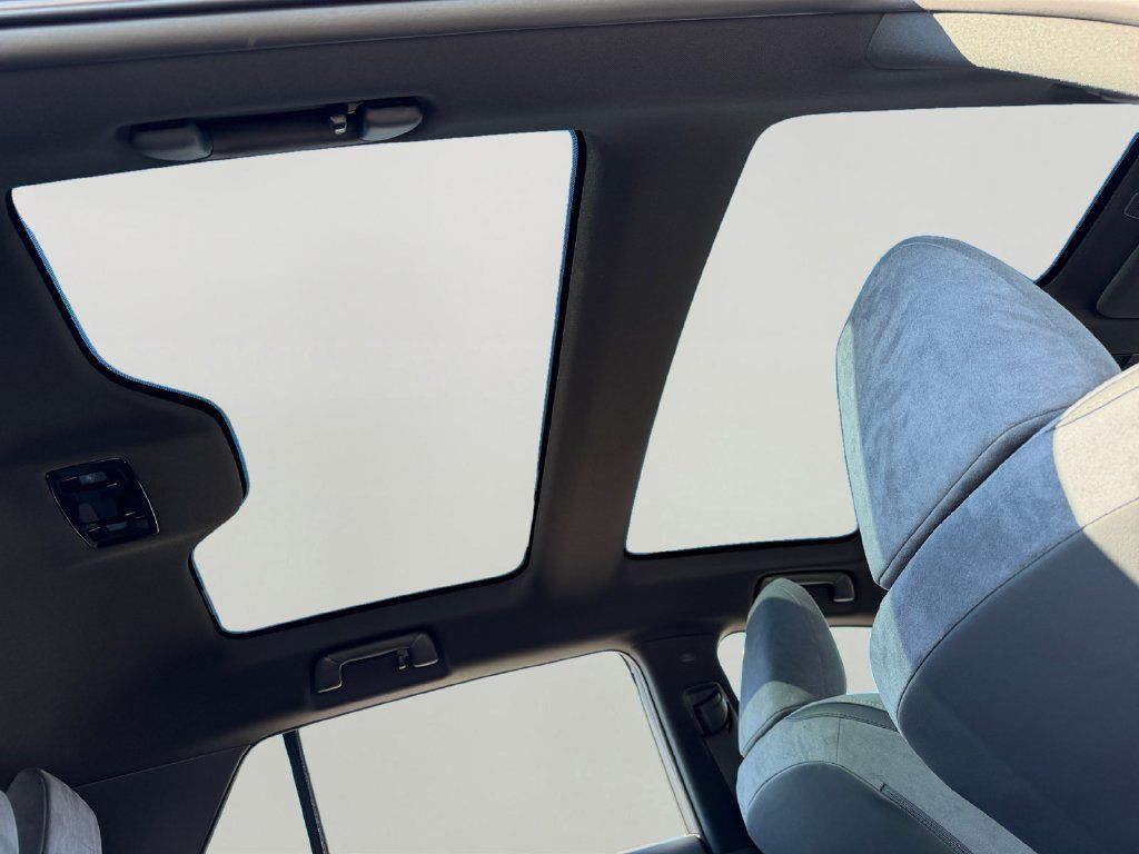 New 2026 Lexus RZ 450e AWD image 4