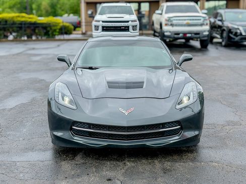 Used 2017 Chevrolet Corvette Stingray Coupe w/ 1LT RWD image 5