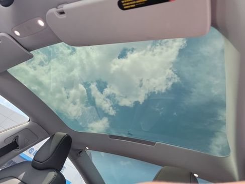 Used 2025 Tesla Model 3 Long Range RWD image 31
