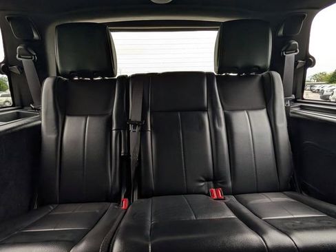 Used 2017 Ford Expedition Limited AWD/4WD image 29