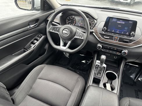 Used 2023 Nissan Altima 2.5 SV image 21