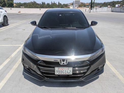 Used 2022 Honda Accord Sport image 2