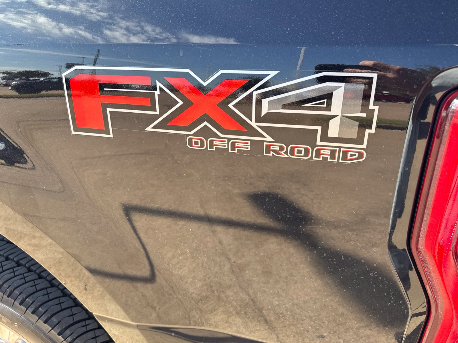 Used 2020 Ford F250 Lariat w/ Chrome Package AWD/4WD image 9