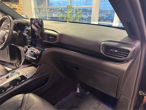Used 2023 Ford Explorer ST w/ Equipment Group 401A AWD/4WD image 27