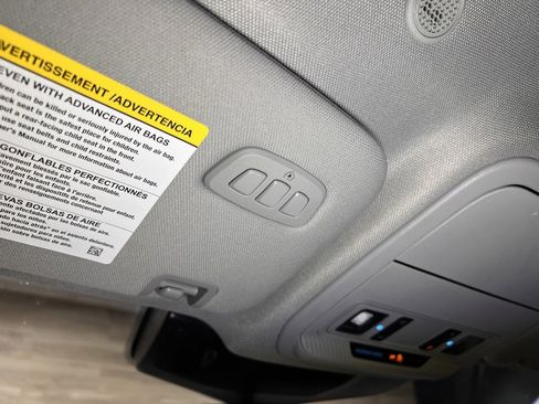 Used 2023 Ford Explorer Limited image 27