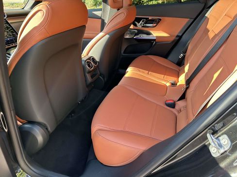 New 2027 Mercedes-Benz GLC 300 image 36