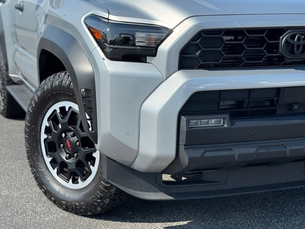 Used 2025 Toyota 4Runner TRD Off-Road Premium AWD/4WD image 3