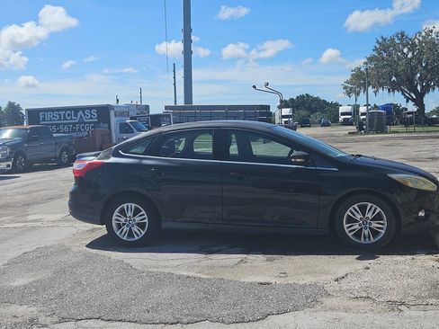 Used 2012 Ford Focus SEL FWD image 8