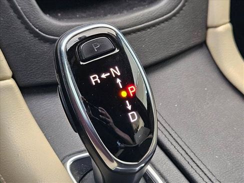 Used 2019 Cadillac XT5 FWD image 20