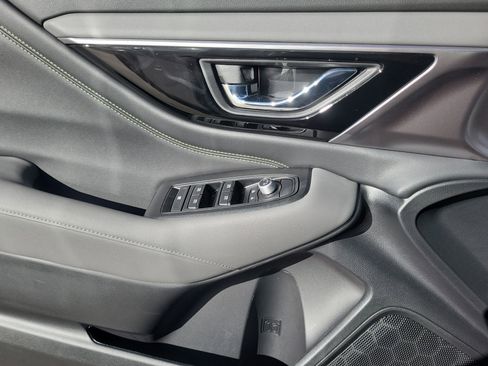 Used 2025 Subaru Outback Onyx Edition XT w/ Popular Package #2 image 20