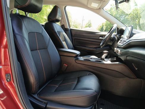 Used 2022 Nissan Altima 2.5 SR image 16