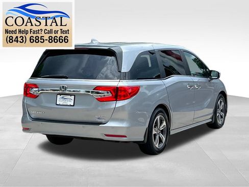 Used 2018 Honda Odyssey Touring image 12