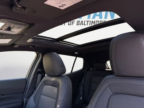 New 2026 Chevrolet Equinox EV LT image 18