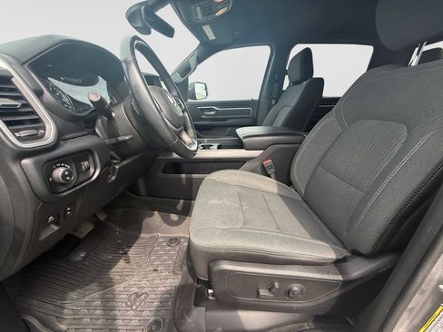 Used 2022 RAM 1500 Big Horn AWD/4WD image 12