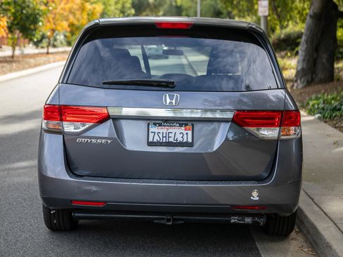 Used 2016 Honda Odyssey EX image 5