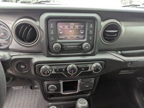 Used 2021 Jeep Gladiator Sport AWD/4WD image 23