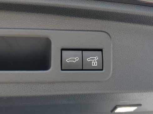 Used 2025 Toyota 4Runner Limited RWD image 17