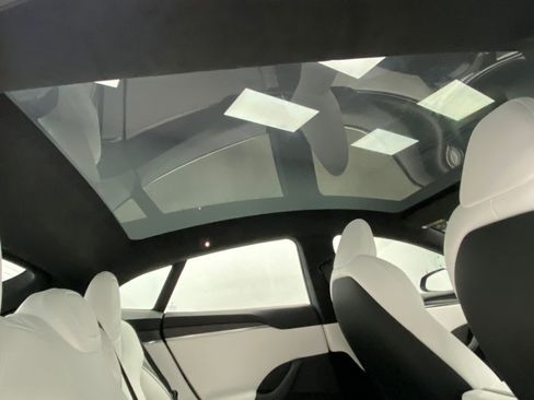 Used 2023 Tesla Model S Plaid image 38