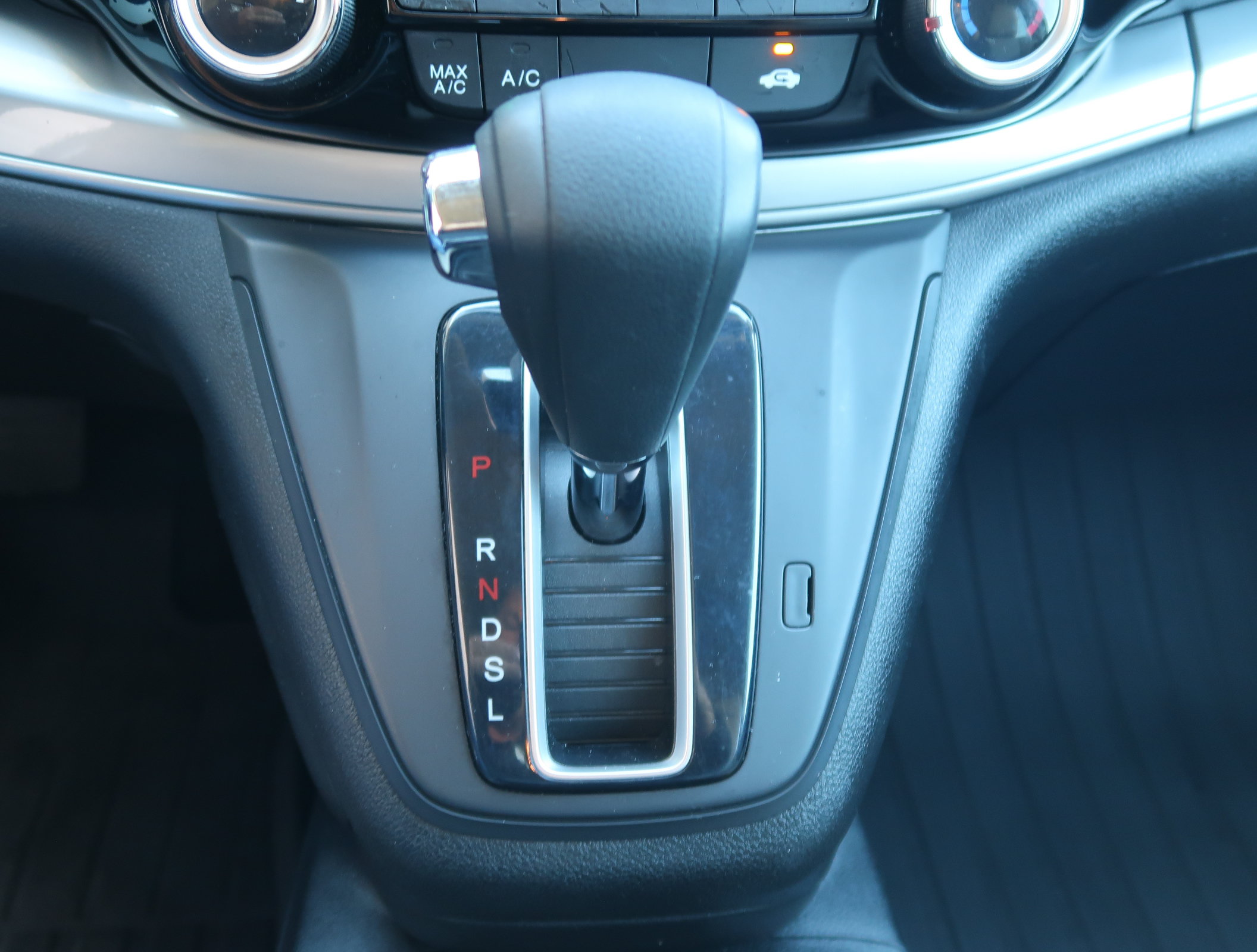 Used 2015 Honda CR-V LX image 26
