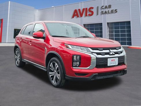Used 2025 Mitsubishi Outlander Sport SE AWD/4WD image 9