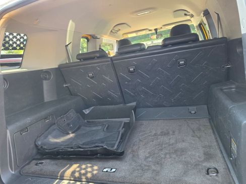 Used 2007 Toyota FJ Cruiser 4WD image 33
