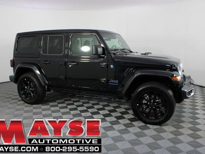 Used 2025 Jeep Wrangler Unlimited Sahara w/ Safety Group
