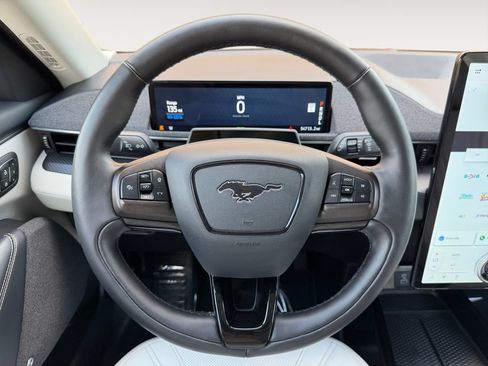 Used 2021 Ford Mustang Mach-E Premium AWD/4WD image 23