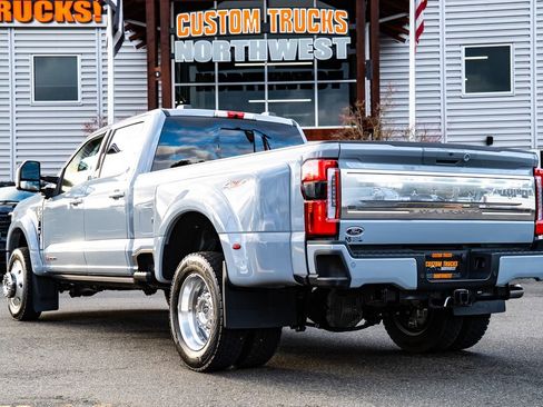 Used 2025 Ford F450 Platinum w/ Platinum Plus Package image 6