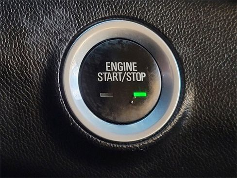 Used 2019 GMC Terrain Denali w/ Advanced Safety Package image 26