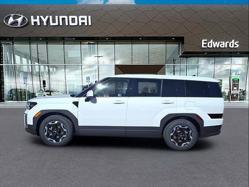 New 2026 Hyundai Santa Fe SE image 3