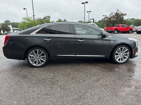 Used 2018 Cadillac XTS Platinum AWD/4WD image 14